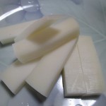 伊佐牧場のナチュラルチーズを食べてみた