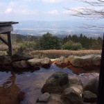 露天風呂からの眺望がいい宮崎県えびの市末永、「白鳥温泉上湯」