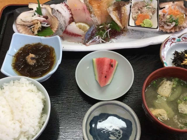 北さつま漁協が直営する阿久根市晴海「市場食堂 ぶえんかん」 和食全般